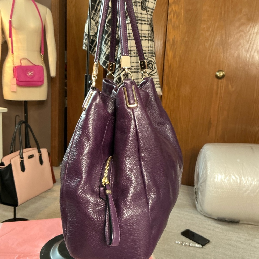 This is the Coach Edie 31 Pebbled Leather Shoulder Bag - Picture 3 of 13